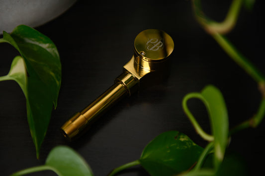 The Pros and Cons of Metal Smoking Pipes